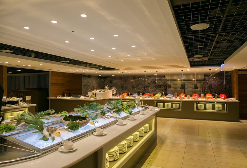 Tayih Landis Hotel Tainan Exterior photo The buffet at the hotel